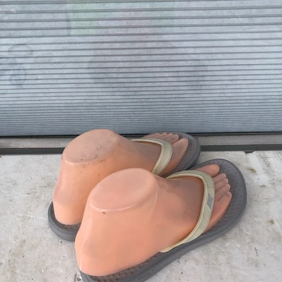 Nike Womens Cream and Gray Flip Flops sandals Size W6 - Picture 6 of 14